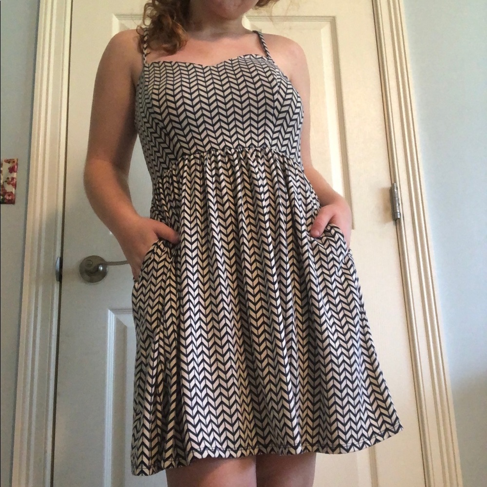 Chevron Summer Midi Dress with POCKETS!